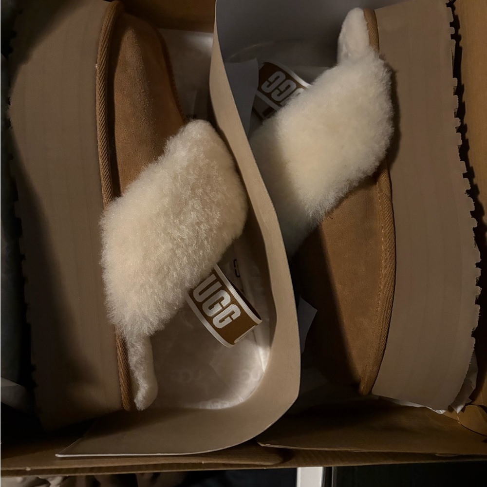 UGG Women's Brown and Cream Fluffy Mules
